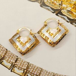 NWT Vintage Style Hollow Greek Key Engraved Gold & Silver Drop Earrings